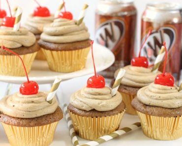 Easy Root Beer Float Cupcakes Recipe