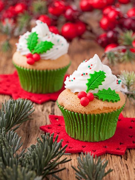 Moist Vanilla Cupcakes Recipe (Holiday Edition)