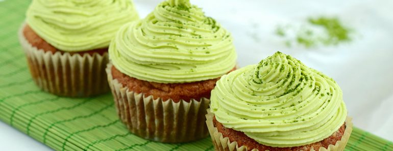 Quick Matcha Frosting