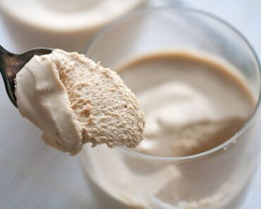 Simple Coffee Mousse Recipe (Start Your Day with a Smile) Simple Coffee Mousse Recipe (Start Your Day with a Smile)