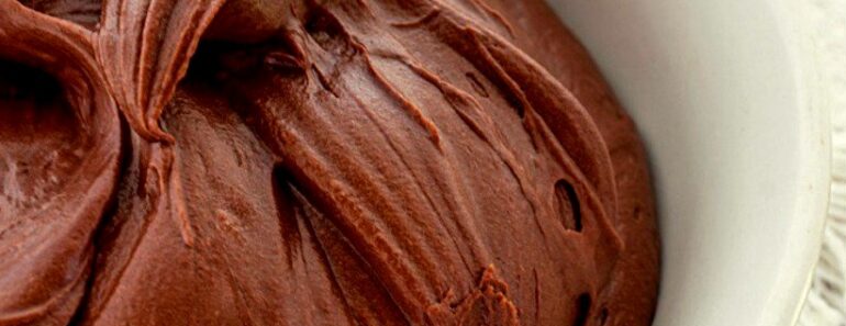 Perfect Chocolate Fudge Frosting Perfect Chocolate Fudge Frosting
