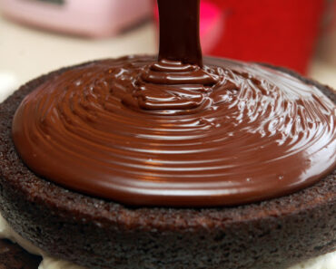 Decadent 2-Chocolate Ganache Recipe
