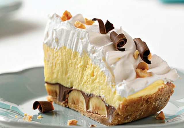 Chocolate Banana Peanut Butter Cream Pie