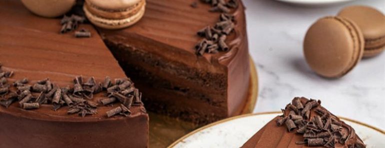 The Ultimate Chocolate Fudge Layer Cake Everyone Can’t Stop Talking About
