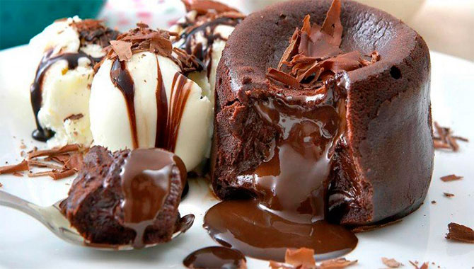 How to Make The Best Chocolate Lava Cakes at Home