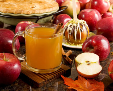 Homemade Apple Cider Recipe (Non-Alcoholic Beverage)