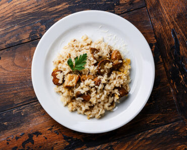 Risotto with Ceps Perfection: Earthy Porcini Magic in Creamy Rice Bliss!