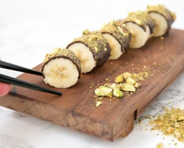 Banana Chocolate Pistachio “Sushi”