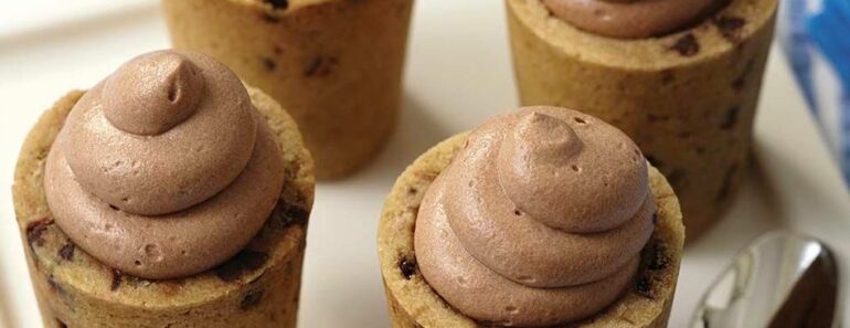 Mousse Chocolate Chip Shooters