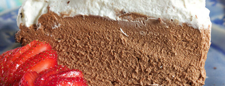 Creamy Chocolate Mousse Pie Creamy Chocolate Mousse Pie