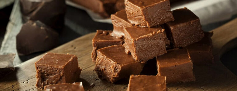 6-Ingredient Fudge So Chocolatey It Ruins Candy Bars Forever