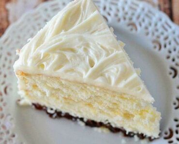 Vintage Grandma’s Cream Cake Recipe