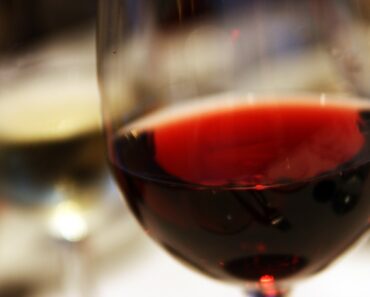 Good Red Wine – Good Red Heart?