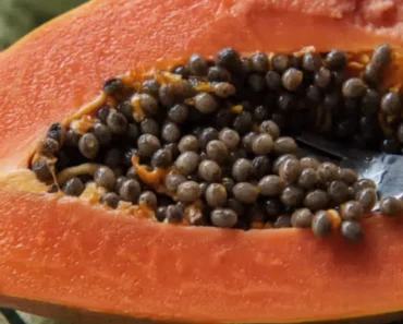 Papayas Are Packed with Nutrients—Including Their Seeds! Here’s Why You Should Eat Them